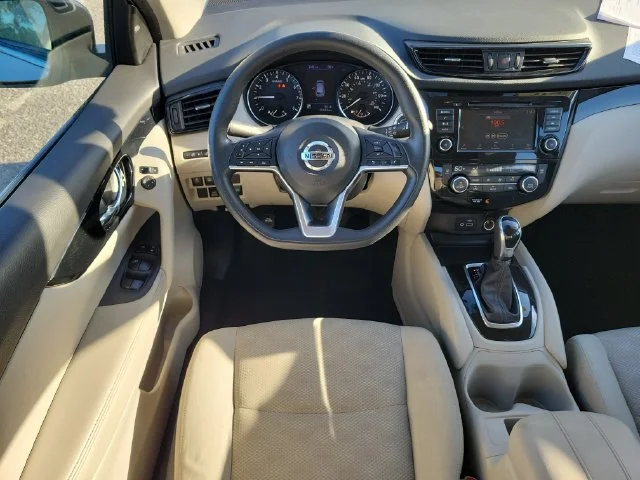 2020 Nissan Rogue Sport SV - Photo 9