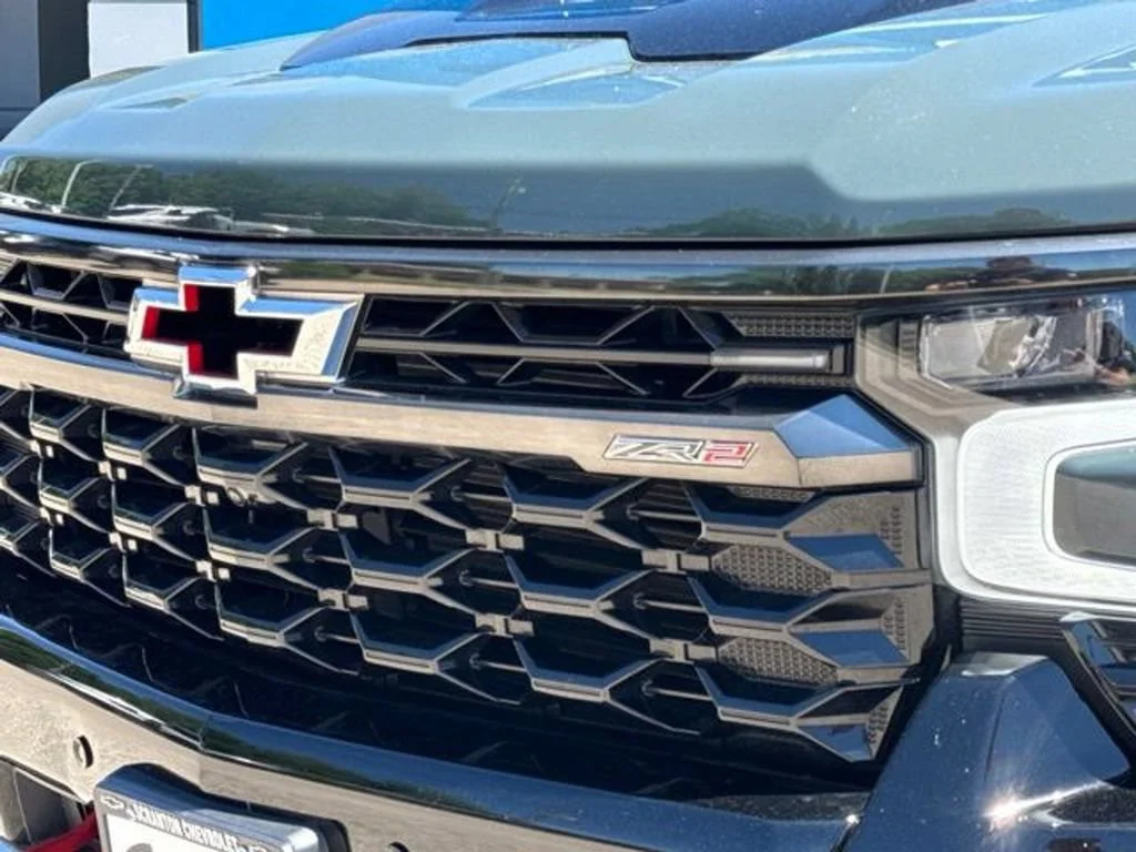 2025 Chevrolet Silverado 1500 ZR2 - Photo 43