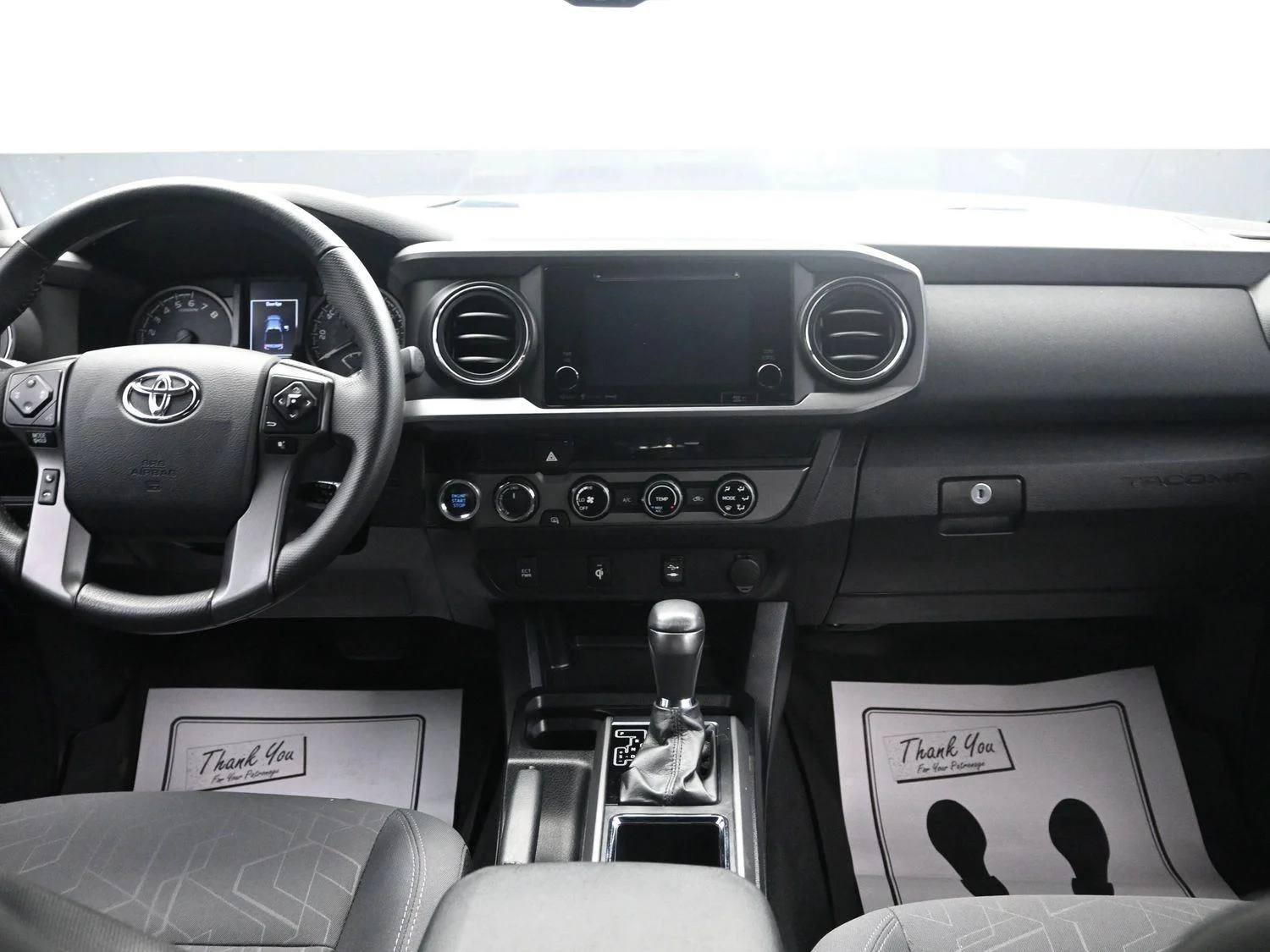 Used 2017 Super White Toyota TRD Off-Road image 11