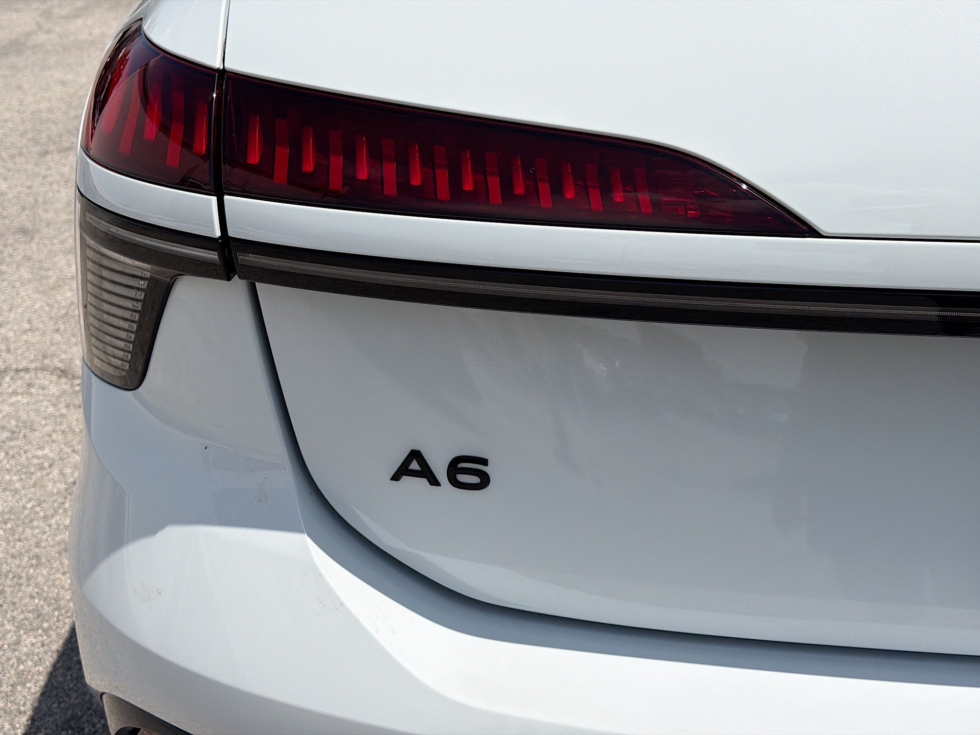 New 2026 Glacier White Metallic Audi Premium image 9