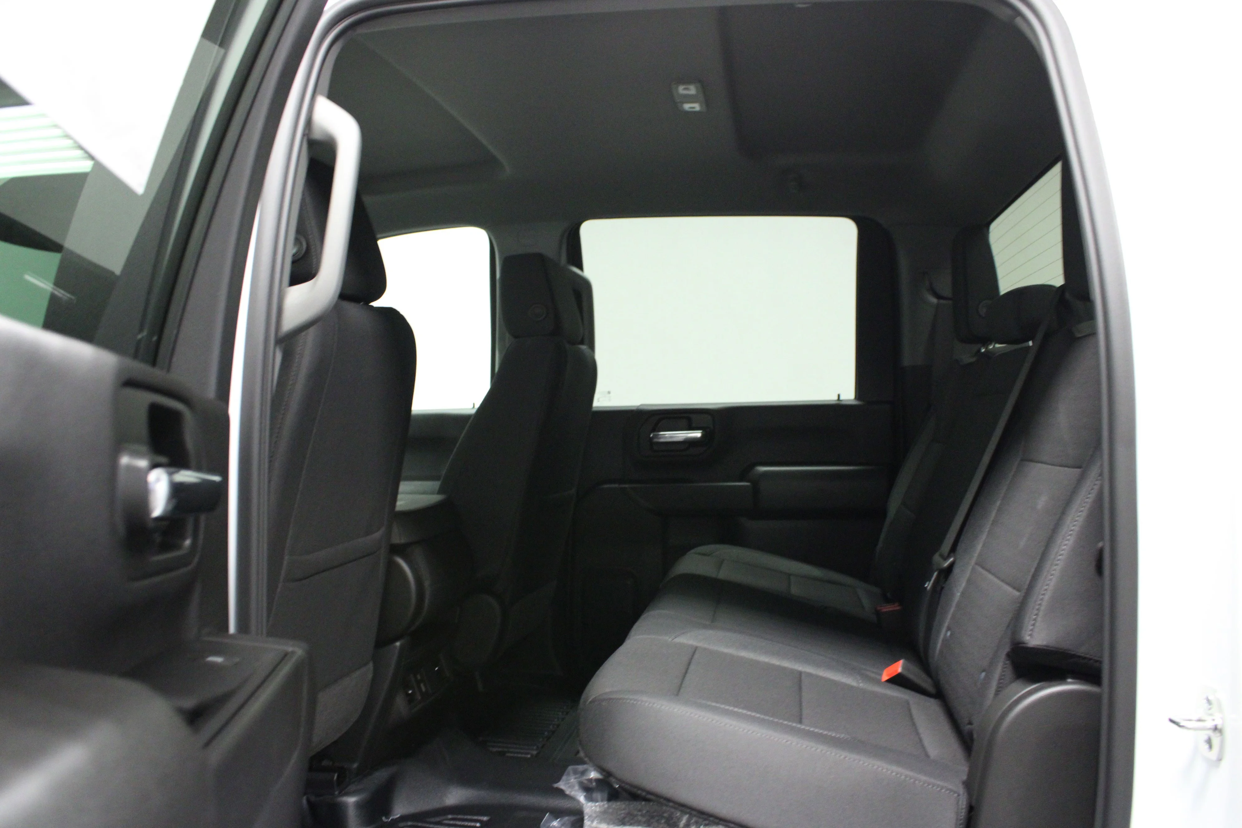 New 2026 Summit White GMC Pro image 13