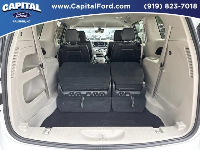 Used 2024 White Chrysler Touring L image 16