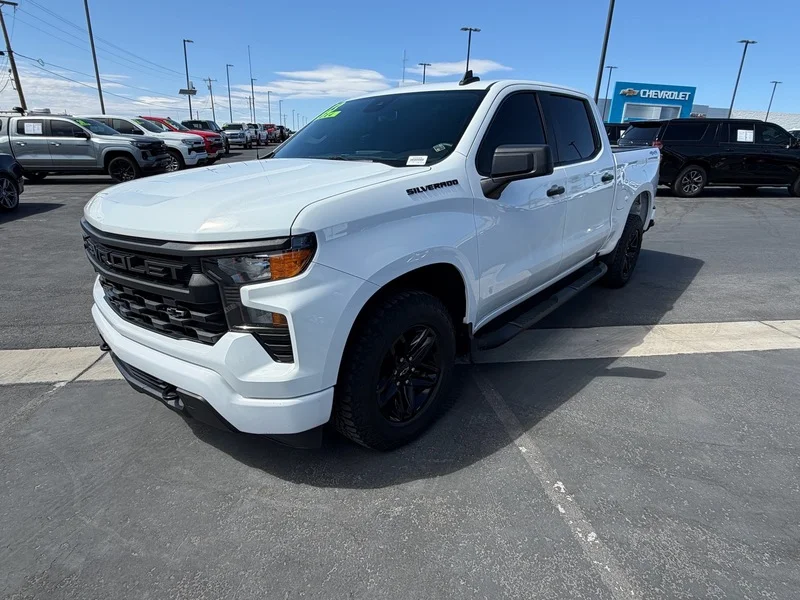 Used 2023 Summit White Chevrolet Custom image 7