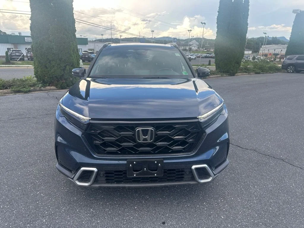 Used 2024 Canyon River Blue Metallic Honda Sport Touring image 2