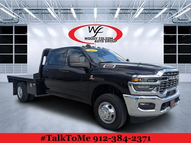 New 2026 Diamond Black Crystal Pearl-Coat Exterior Paint RAM Tradesman image 1