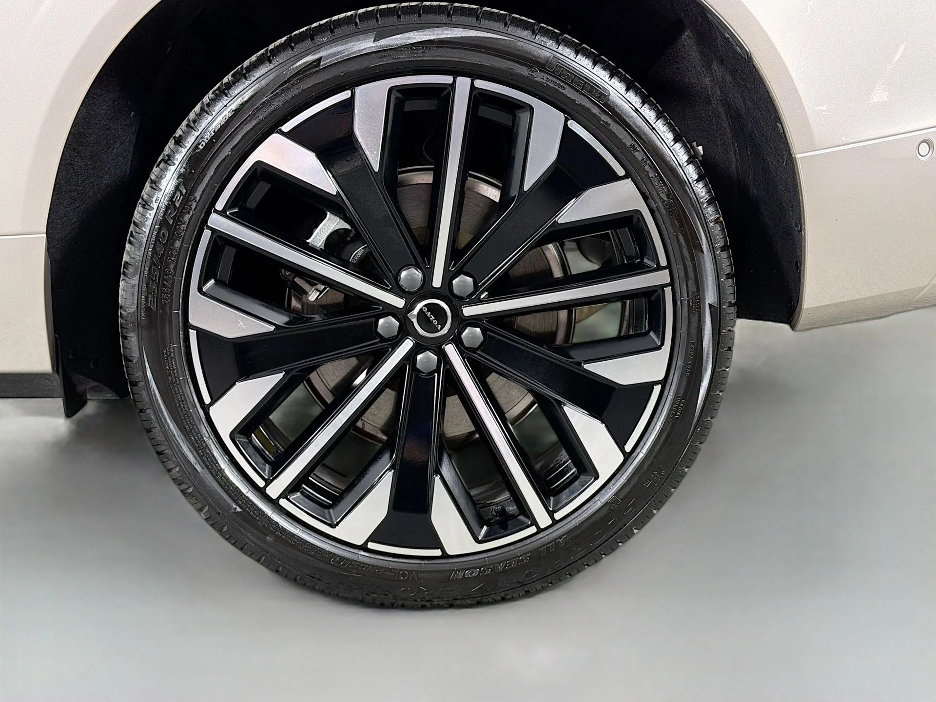 2026 Volvo XC60 Ultra - Photo 32