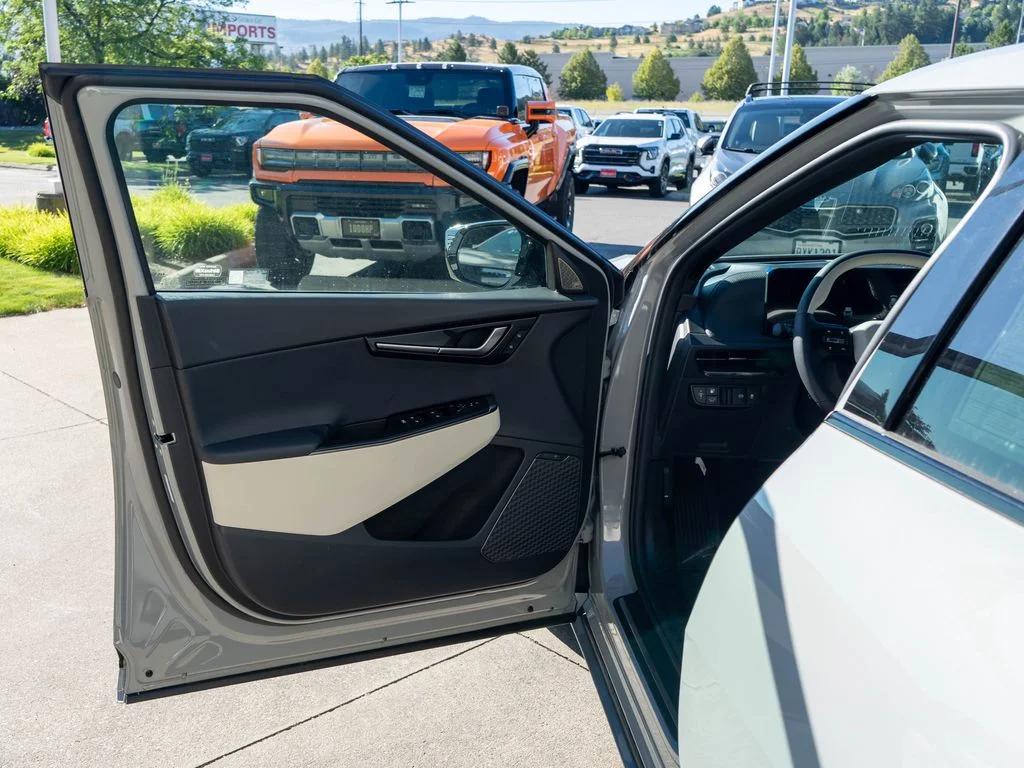 New 2026 Wolf Gray Kia GT-Line AWD image 17