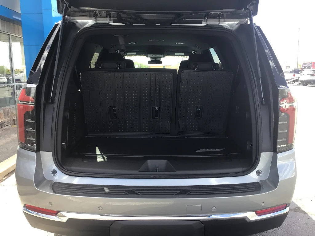 2026 Chevrolet Tahoe LS - Photo 6