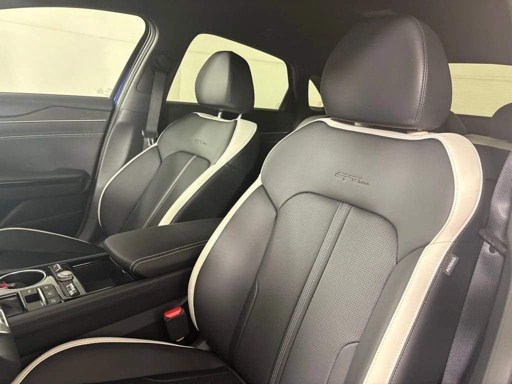 New 2026 Yacht Blue Kia GT-Line FWD image 18