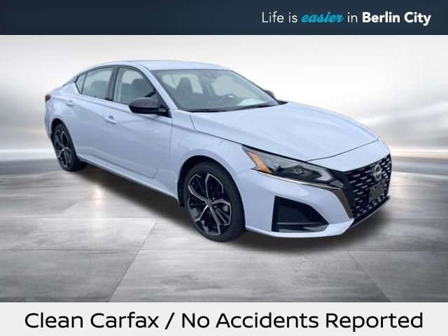 2024 Nissan Altima 2.5 SR AWD's photo