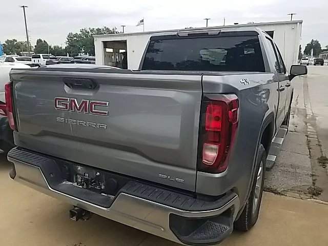 Used 2024 Silver GMC SLE image 27