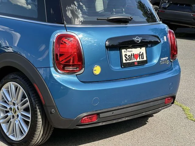 Used 2024 Island Blue Metallic MINI Signature image 11