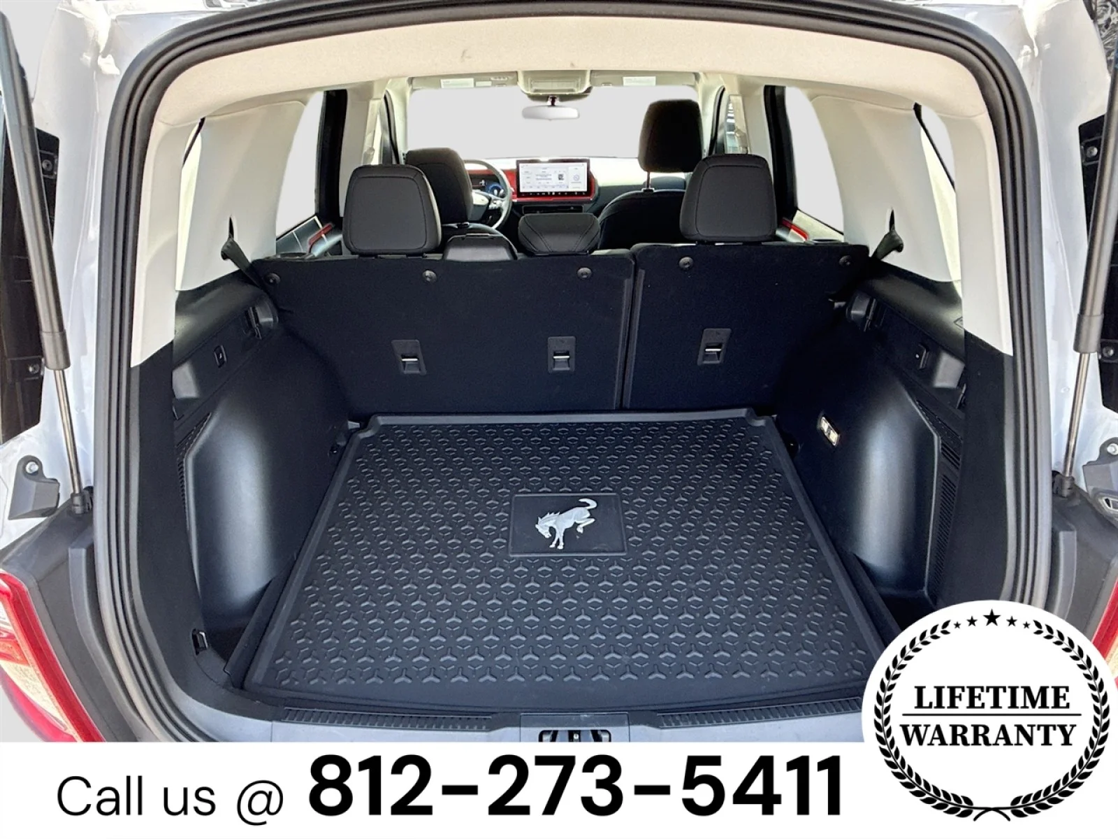 Used 2025 Oxford White Ford Free Wheeling image 25