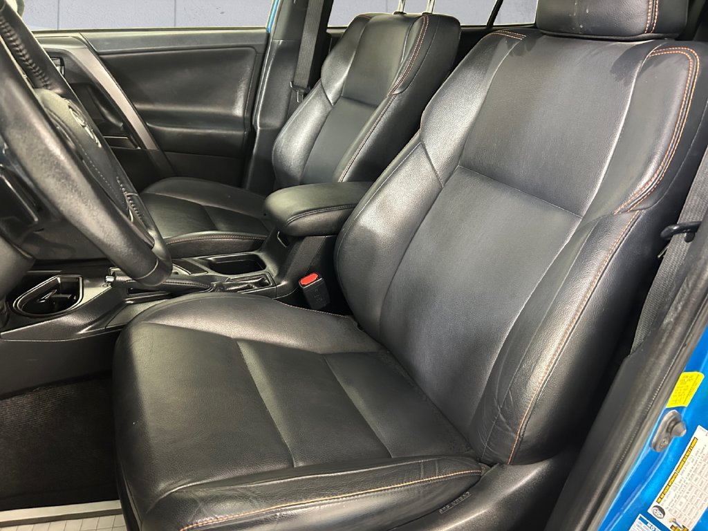 Used 2016 Blue Toyota SE image 8