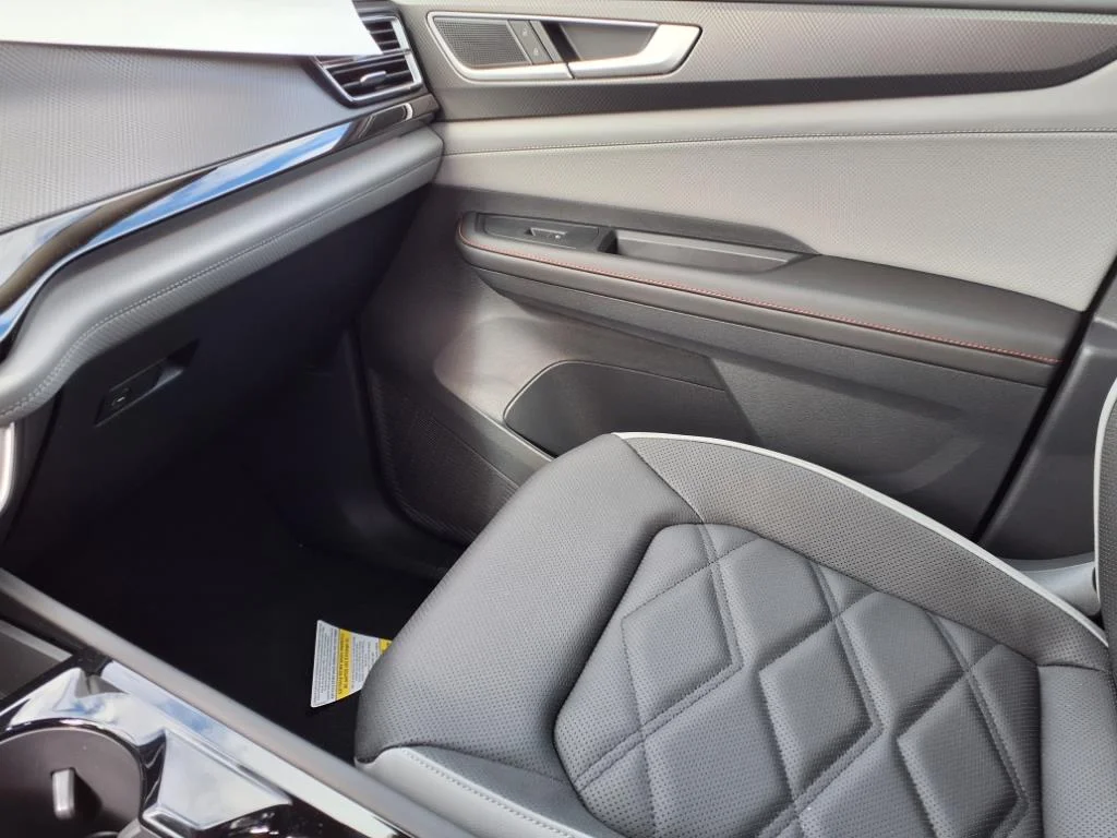 2025 Volkswagen Atlas Atlas Peak Edition - Photo 22