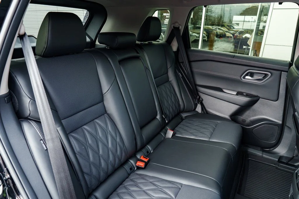 New 2026 Super Black Nissan Platinum image 26