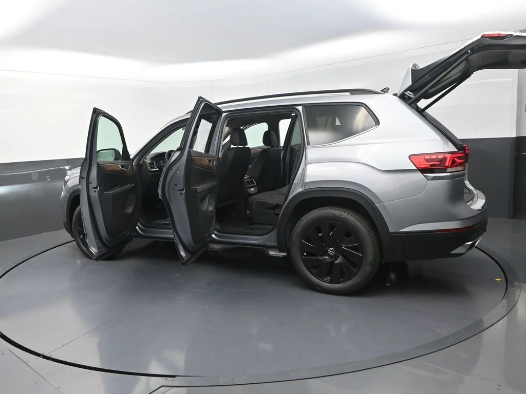New 2026  Volkswagen 2.0T SE w/Technology image 34