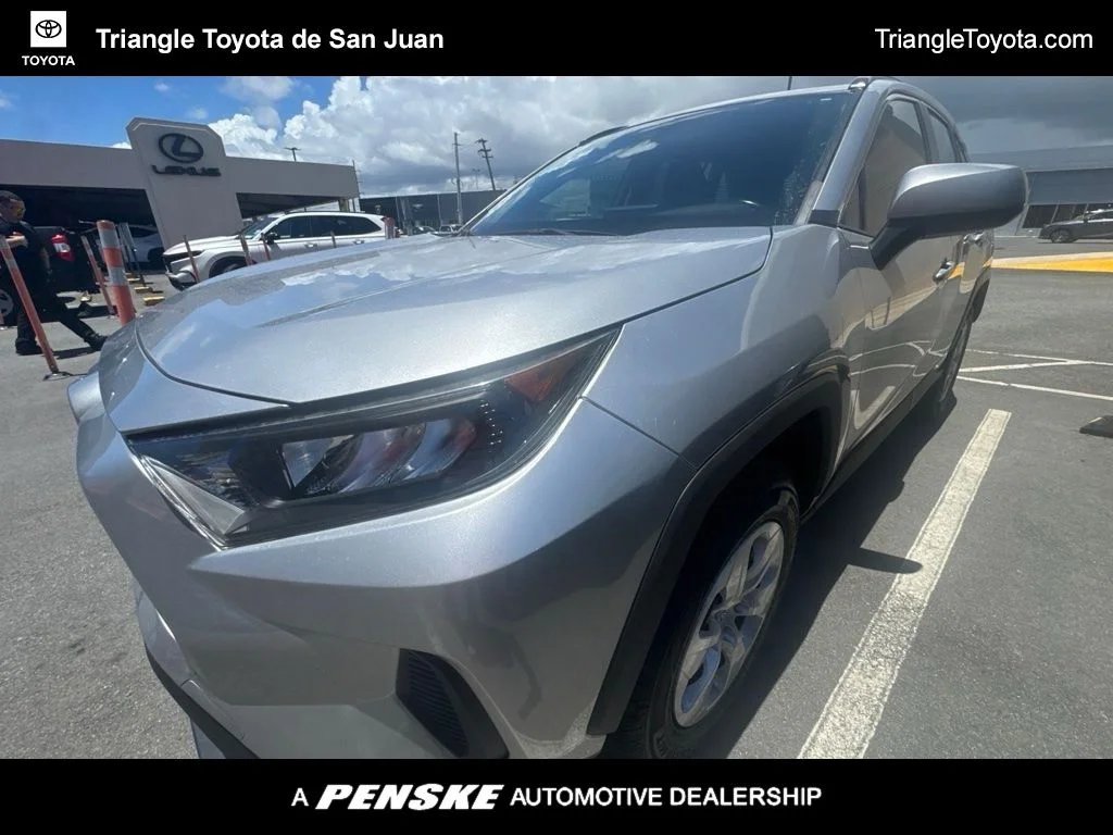 2021 Toyota RAV4 LE FWD's photo
