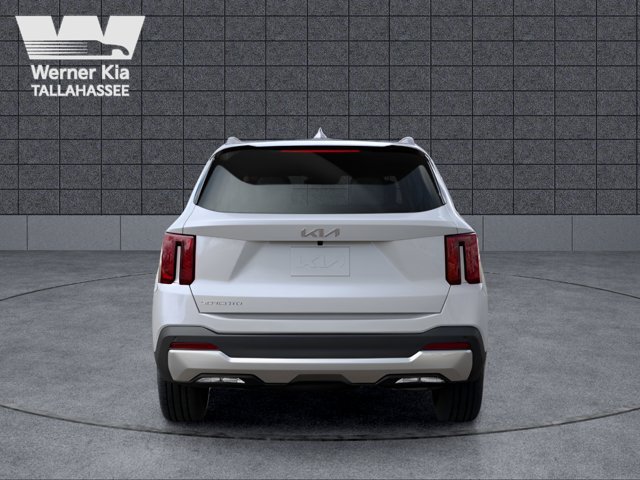 Used 2025 White Kia S image 5