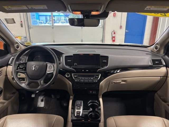 Used 2021 Platinum White Pearl Honda Touring image 16