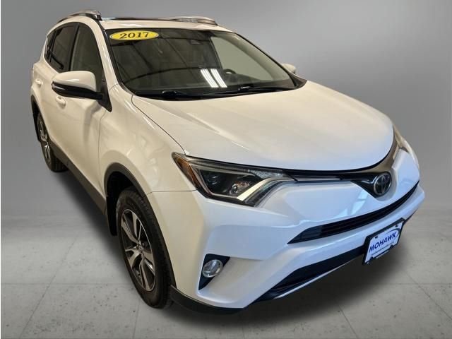 Used 2017 Super White Toyota XLE image 8