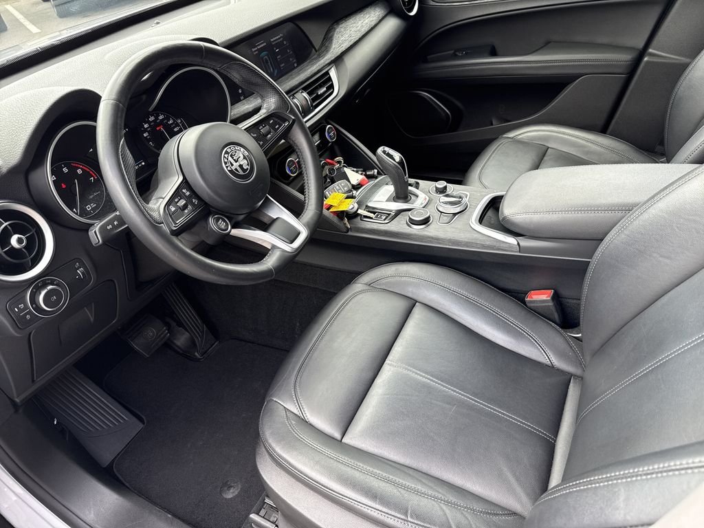 Used 2021 White Alfa Romeo Sprint image 10