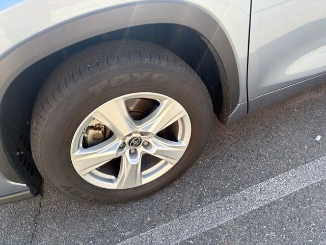 Used 2023 Moon Dust Toyota LE image 6