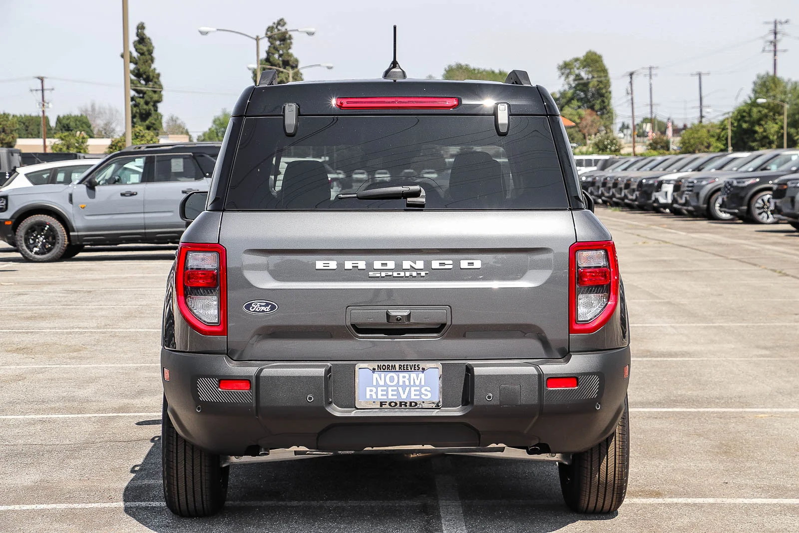 New 2026 Oxford White Ford XL image 7