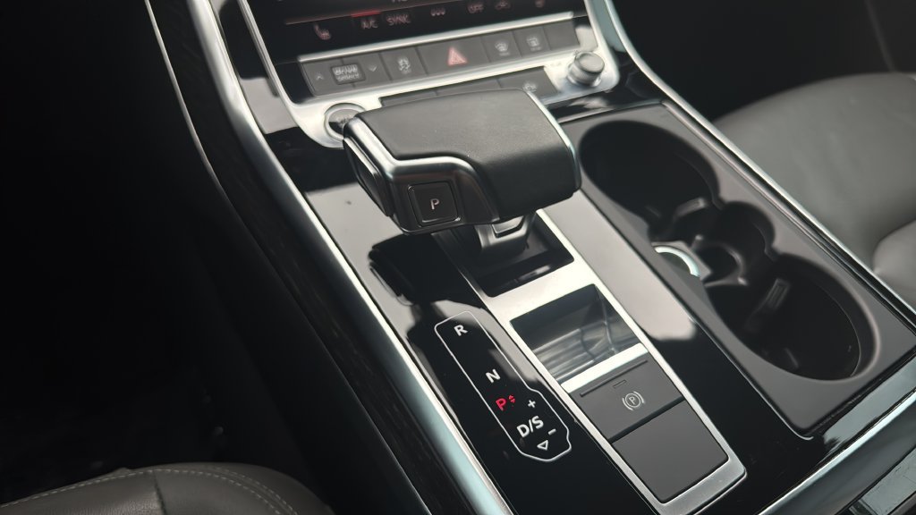 Used 2022 Silver Audi 55 Premium image 24