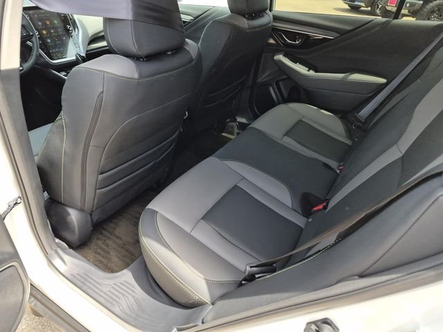 Used 2025 White Subaru Onyx Edition image 27