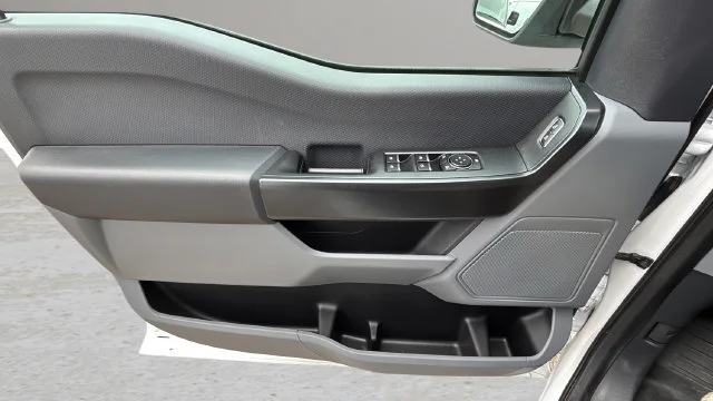Used 2023 White Ford XL image 19