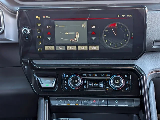 Used 2023 White GMC AT4 image 34