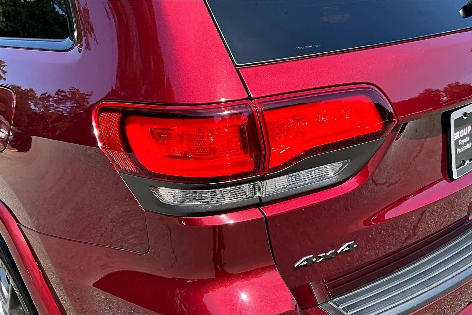 Used 2021 Velvet Red Pearlcoat Jeep 80th Anniversary image 29