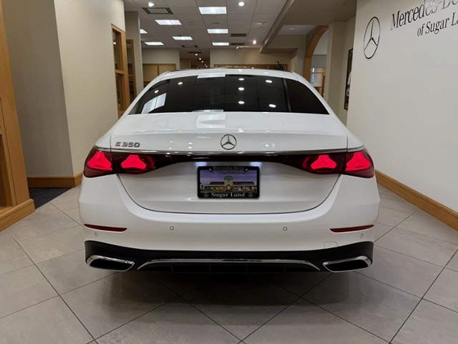 Certified Used 2025 Polar White Mercedes-Benz  image 4