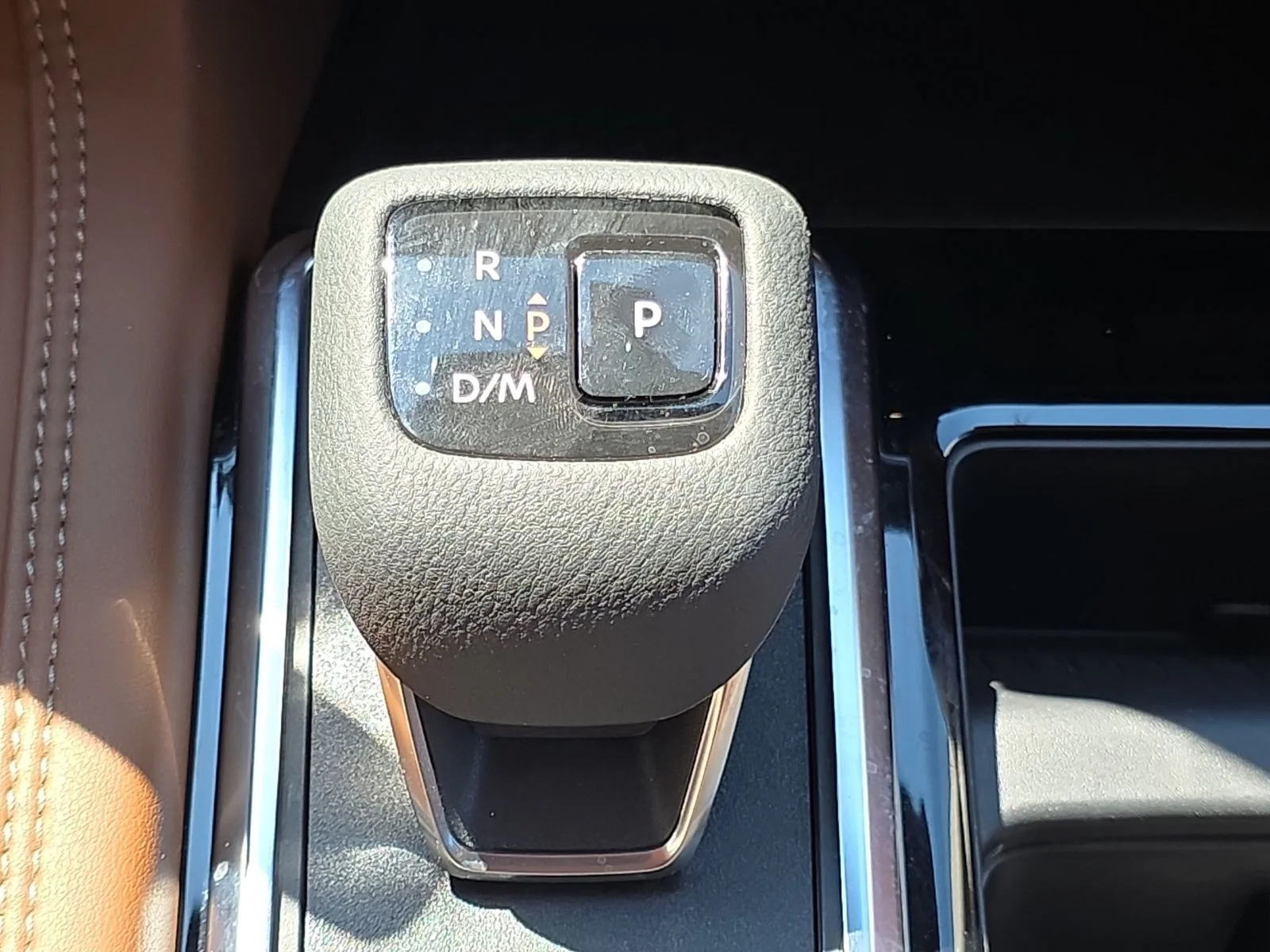 Used 2023 Red Nissan Platinum image 40