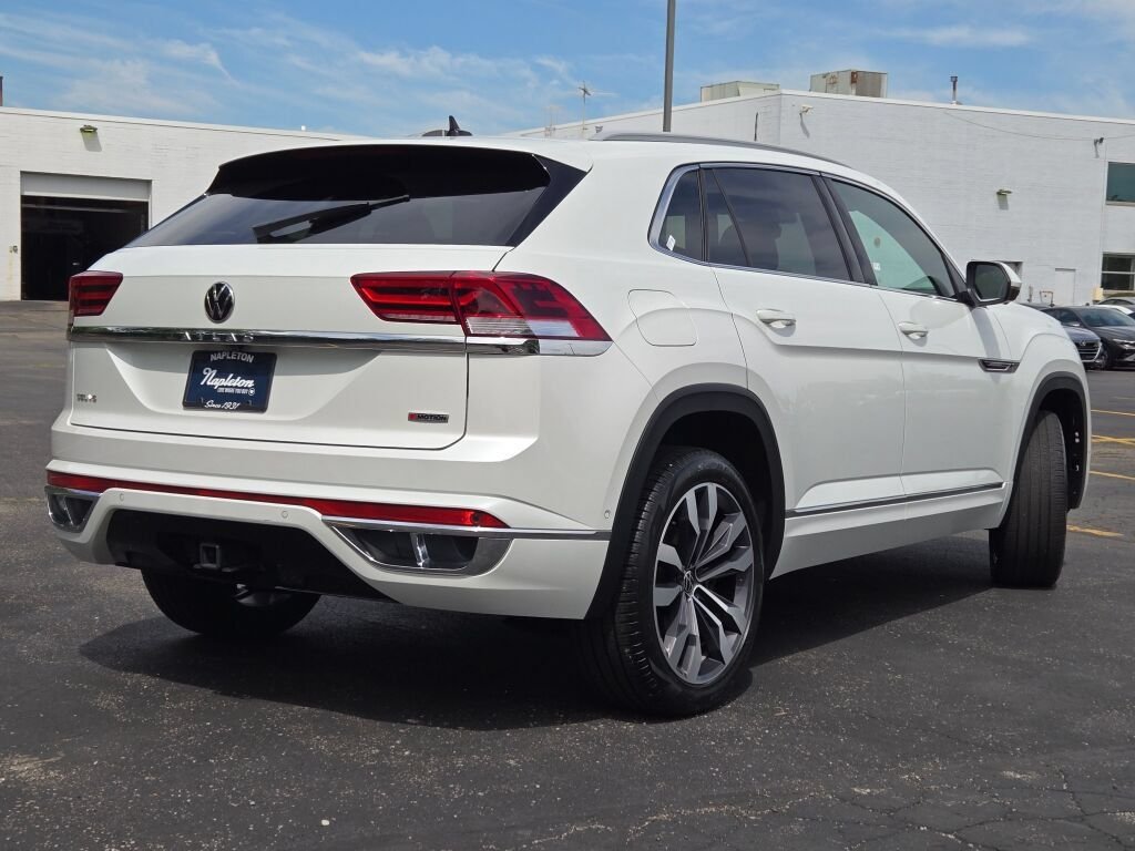 Used 2022 White Volkswagen 3.6L V6 SEL Premium R-Line image 13