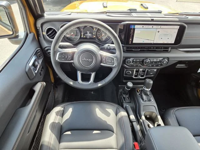 New 2026 Goldilocks Exterior Paint Jeep Sahara image 11