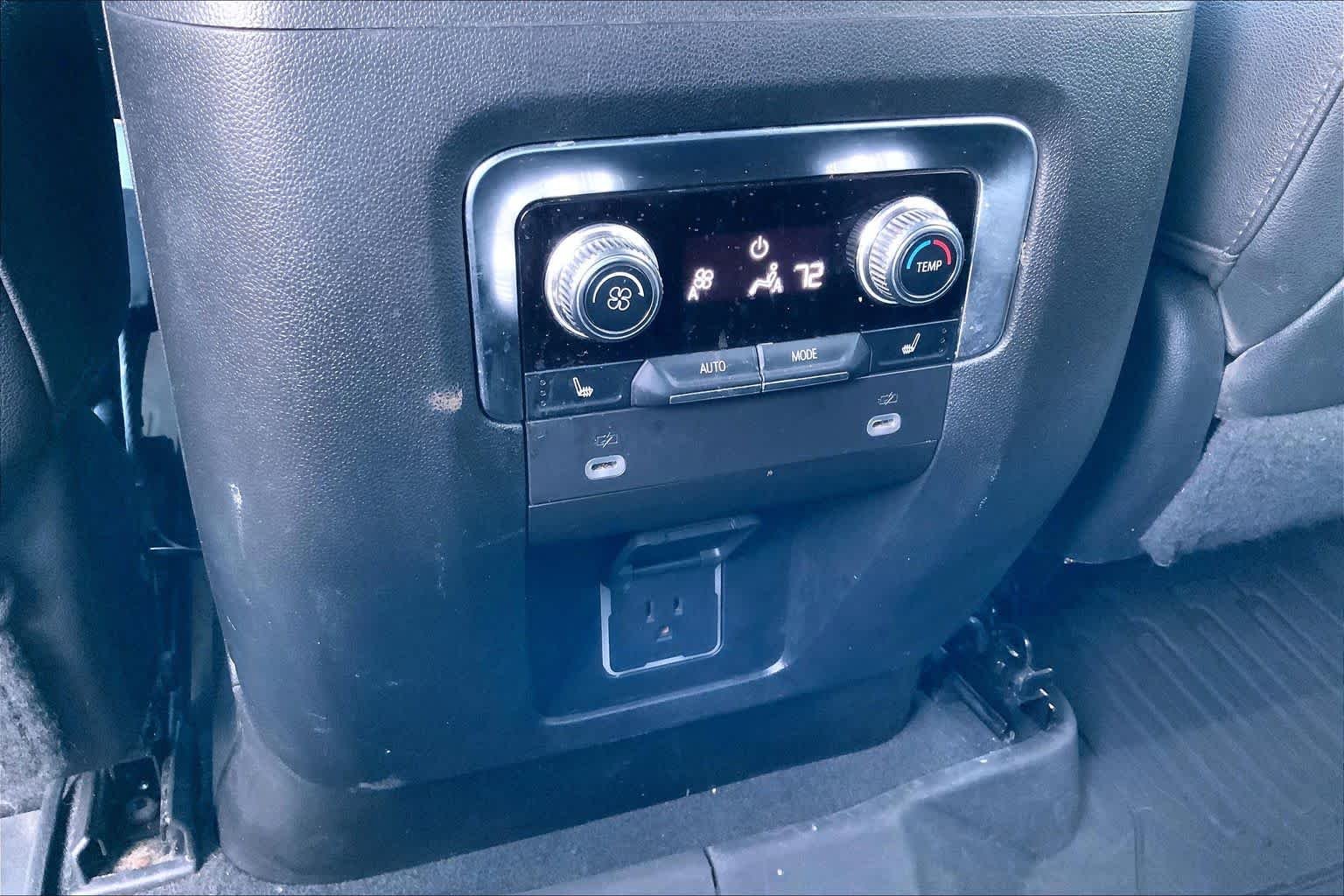 Used 2024 Summit White GMC AT4 image 71