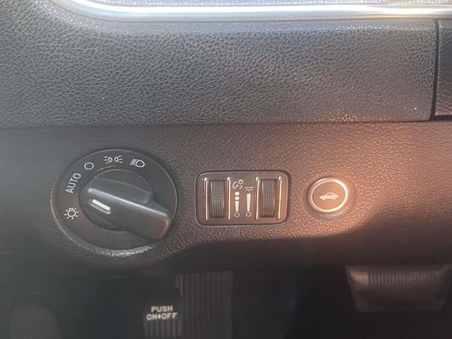 Used 2013 Silver Dodge SE image 20