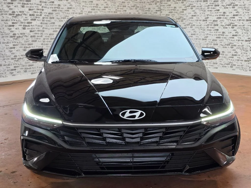 New 2026 Abyss Black Hyundai SEL Sport image 2
