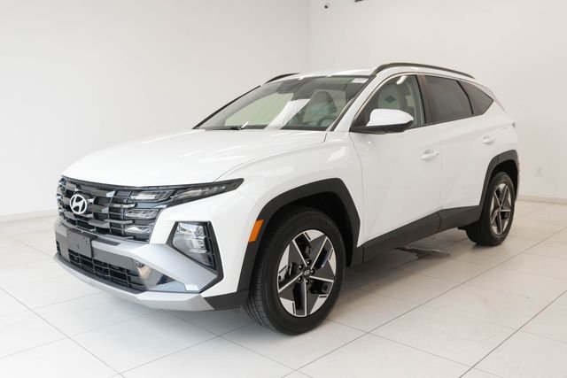 Used 2026 White Hyundai SEL image 28
