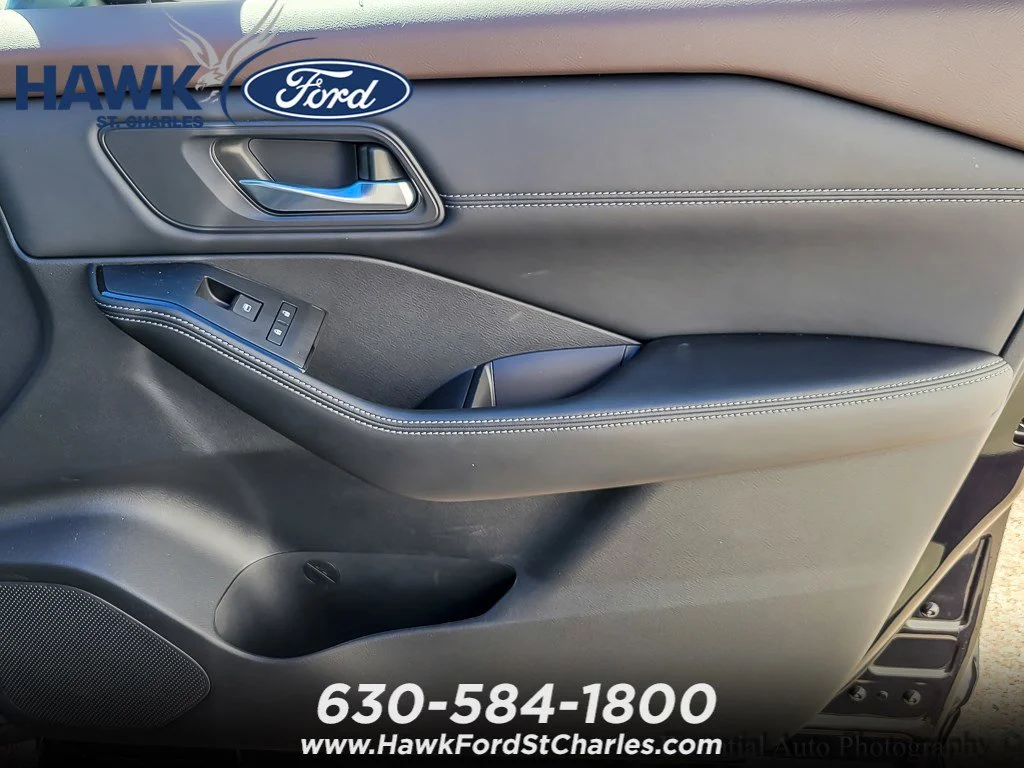 Used 2023 Black Nissan SV image 22