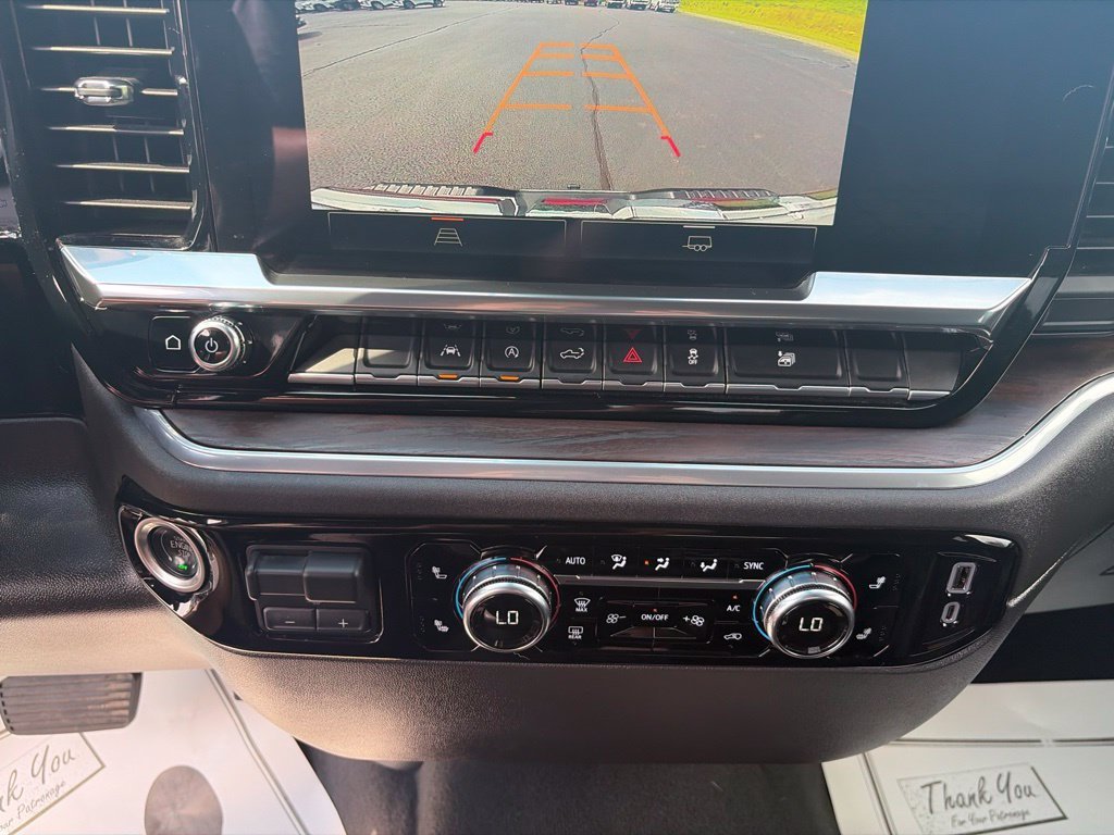 Used 2025 Summit White GMC SLT image 29