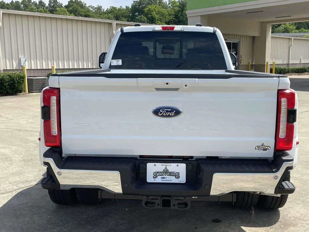 New 2026 Oxford White Ford F-350® Lariat® image 4