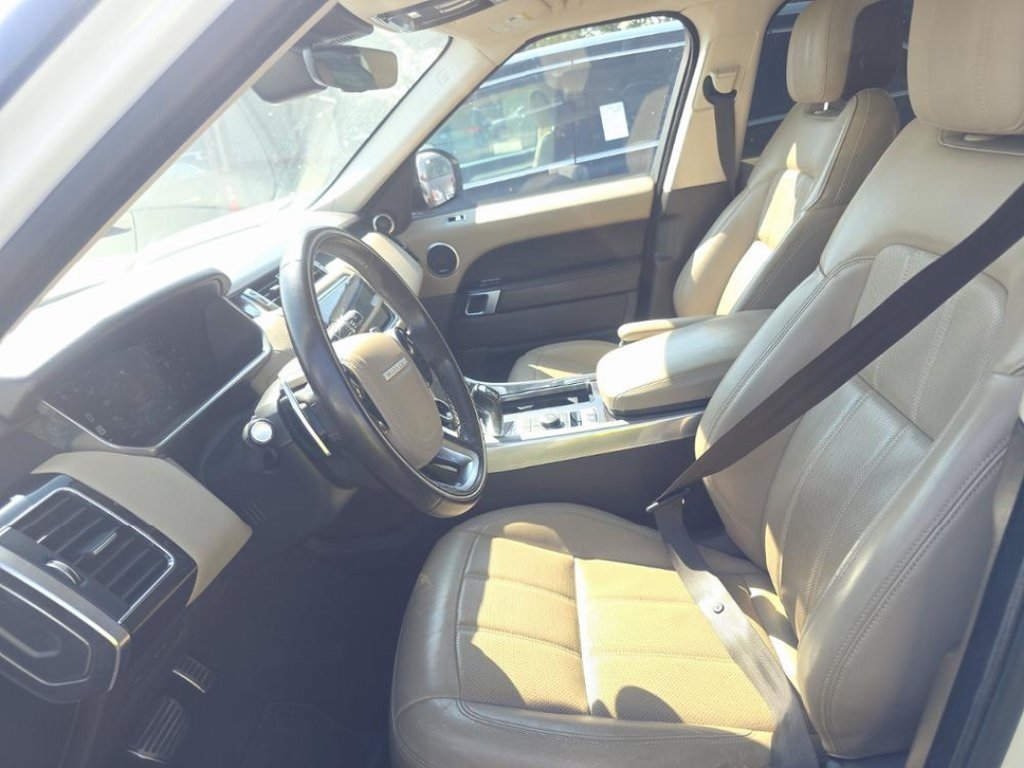 2022 Land Rover Range Rover Sport HSE Silver Edition photo 2