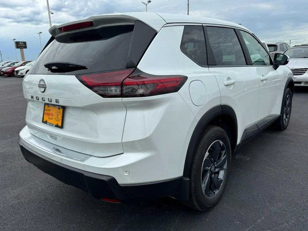 Certified Used 2026 White Nissan SV image 3