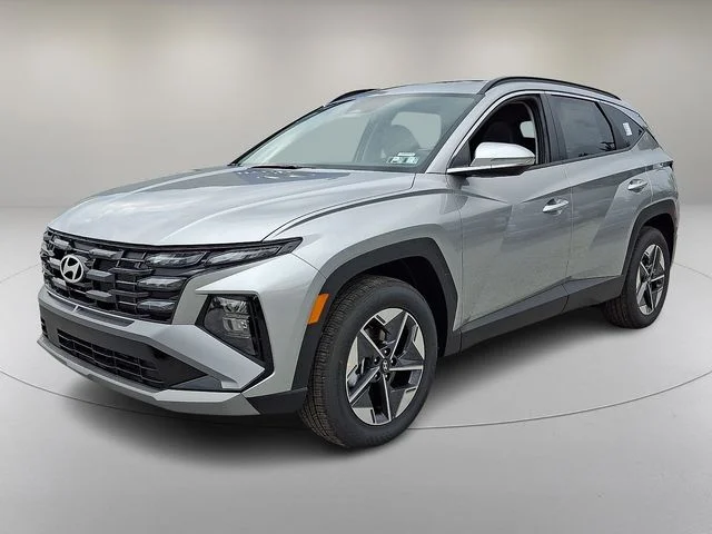 New 2026 Silver Hyundai SEL Premium image 3
