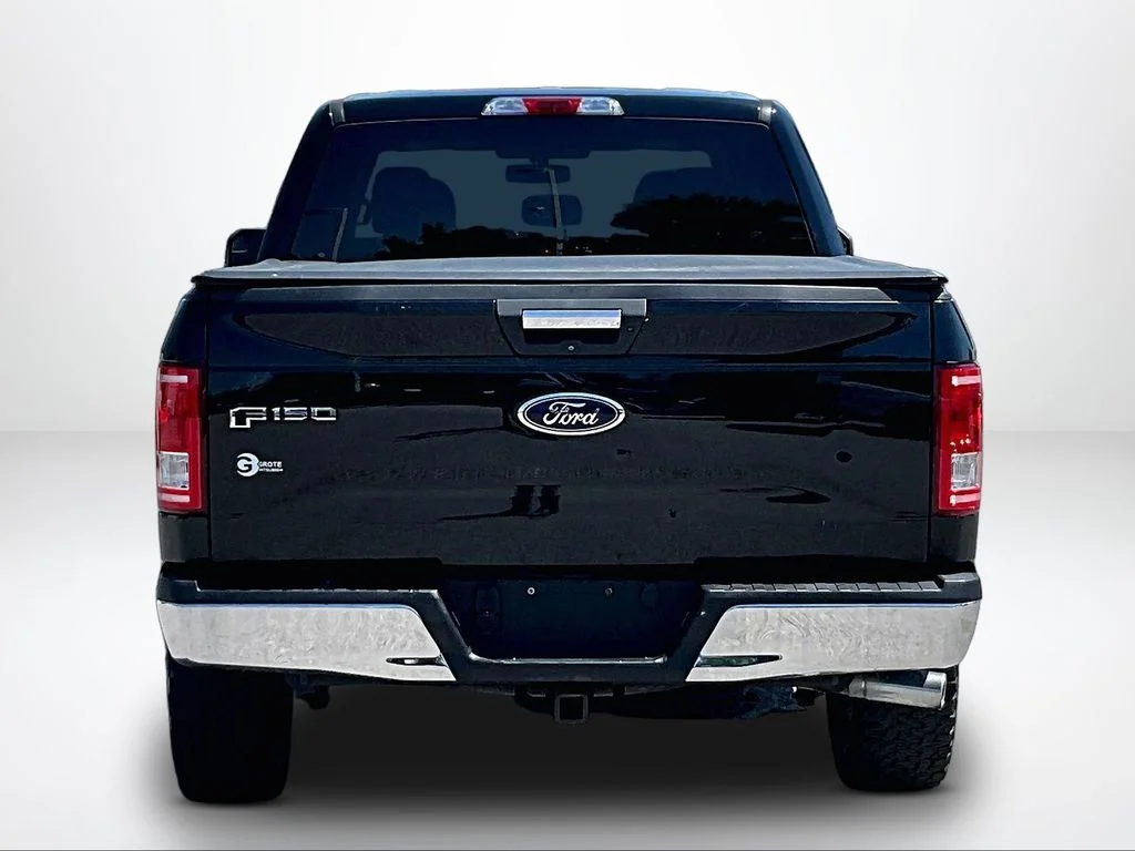 Used 2017 Black Ford XLT image 5