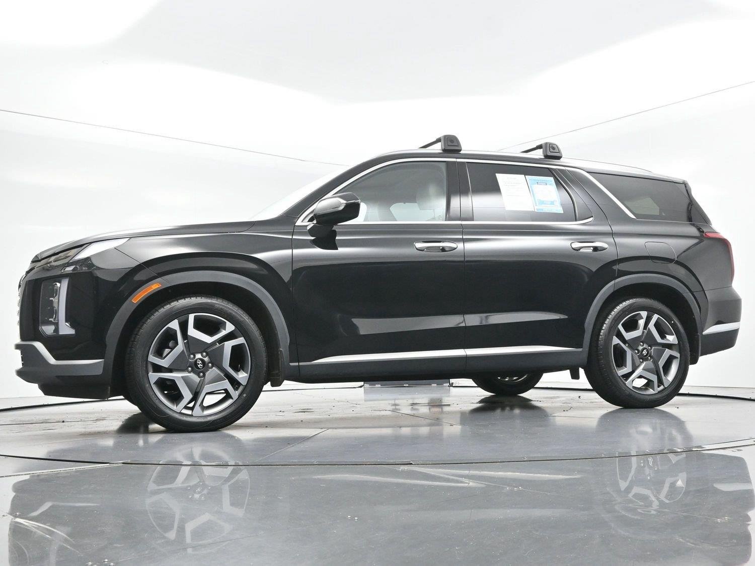 Used 2023 Abyss Black Pearl Hyundai Limited image 56