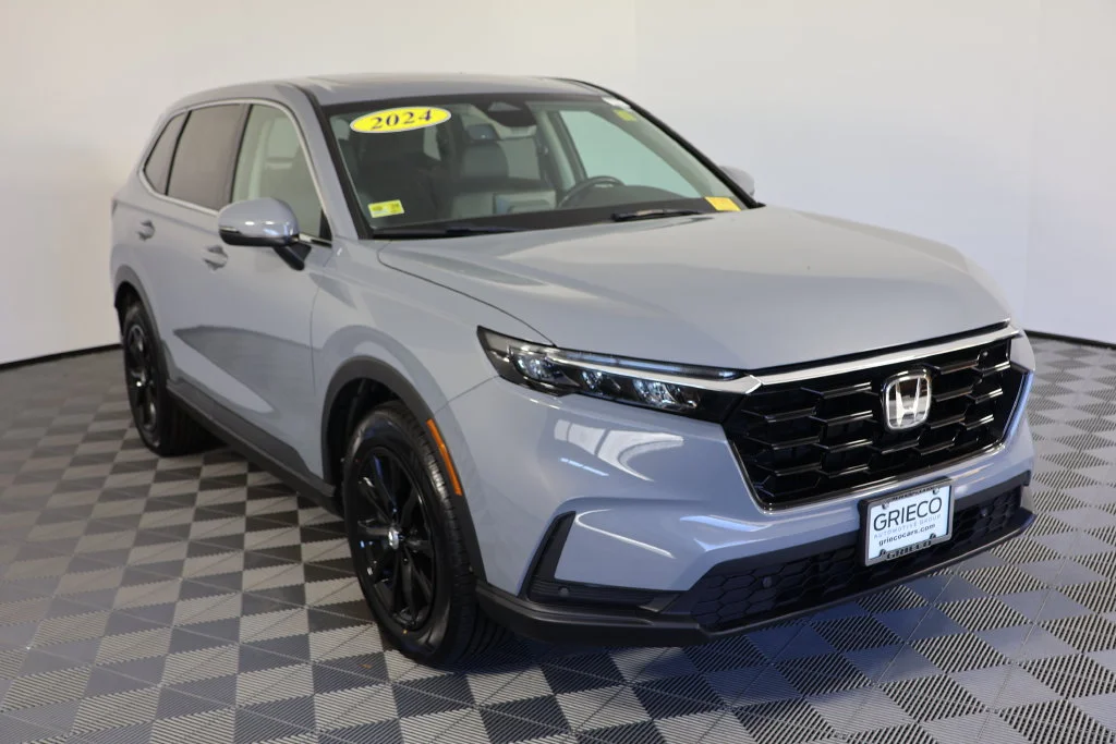 Used 2024  Honda EX-L image 1